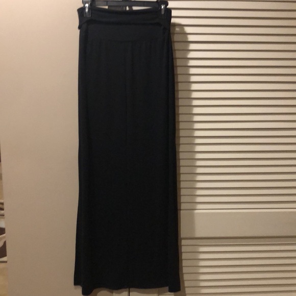 Joe B long black skirt with side slits Small - Picture 2 of 6